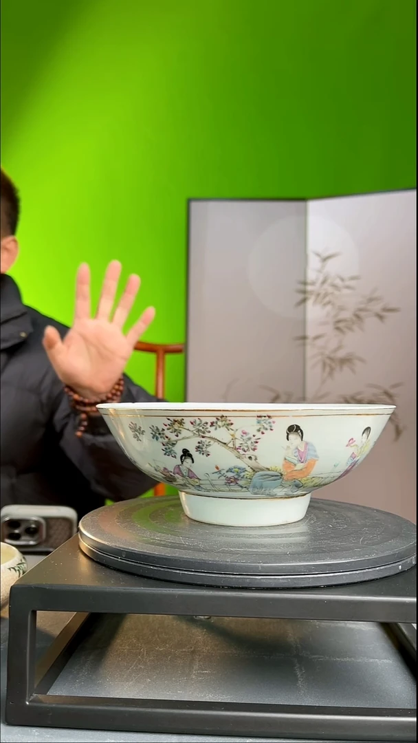 茶器火*粉彩人物大碗