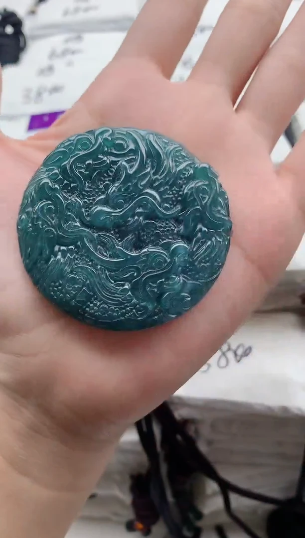 颈饰未镶嵌翡翠8