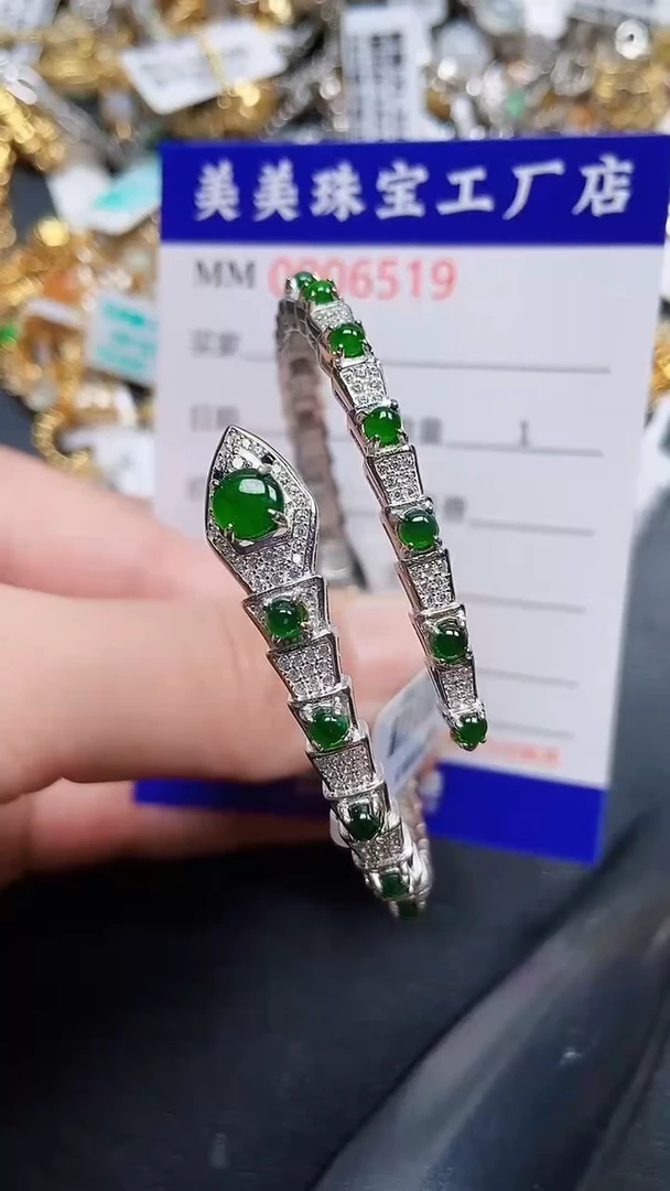 颈饰银S925镶嵌翡翠6519