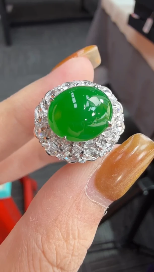 未镶嵌戒指翡翠翡翠戒指