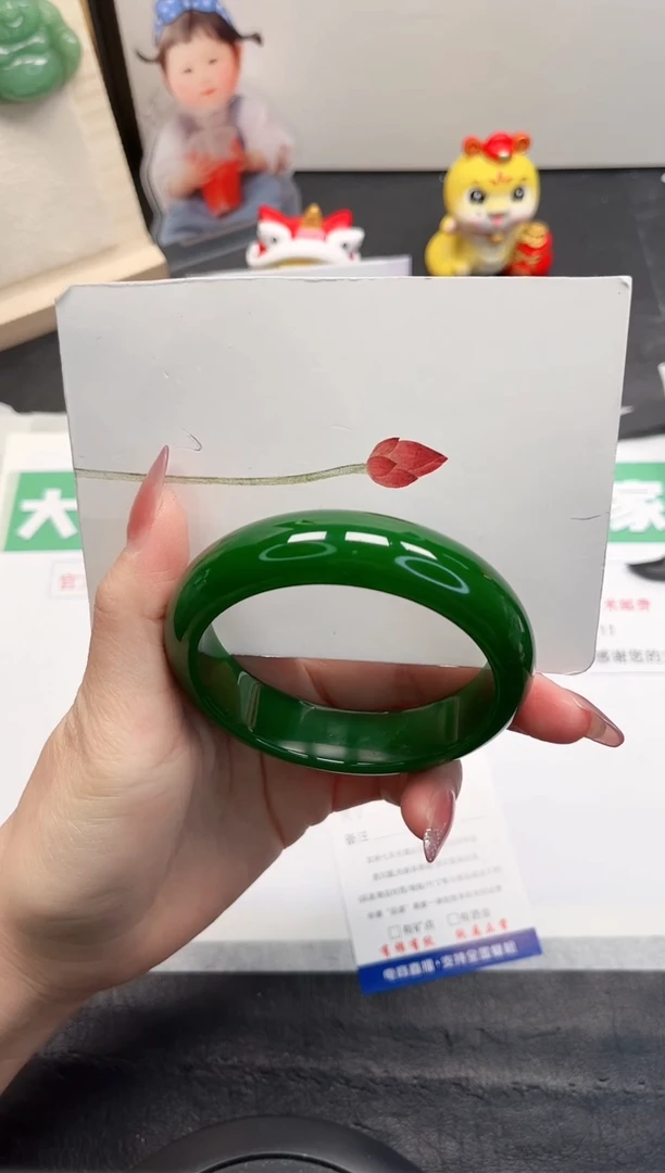 【闪购商品】石英质玉手镯未镶嵌55-62