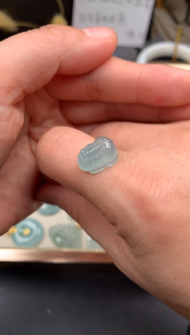 吊坠(不含链)未镶嵌翡翠貔貅