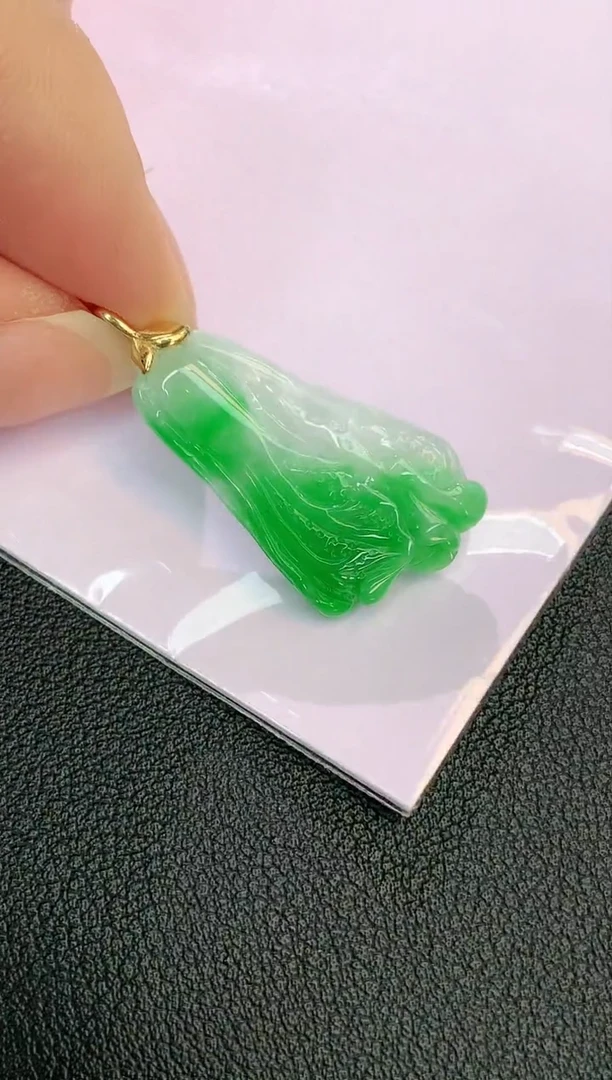 颈饰18K金镶嵌翡翠赠礼盒证书 珍珍