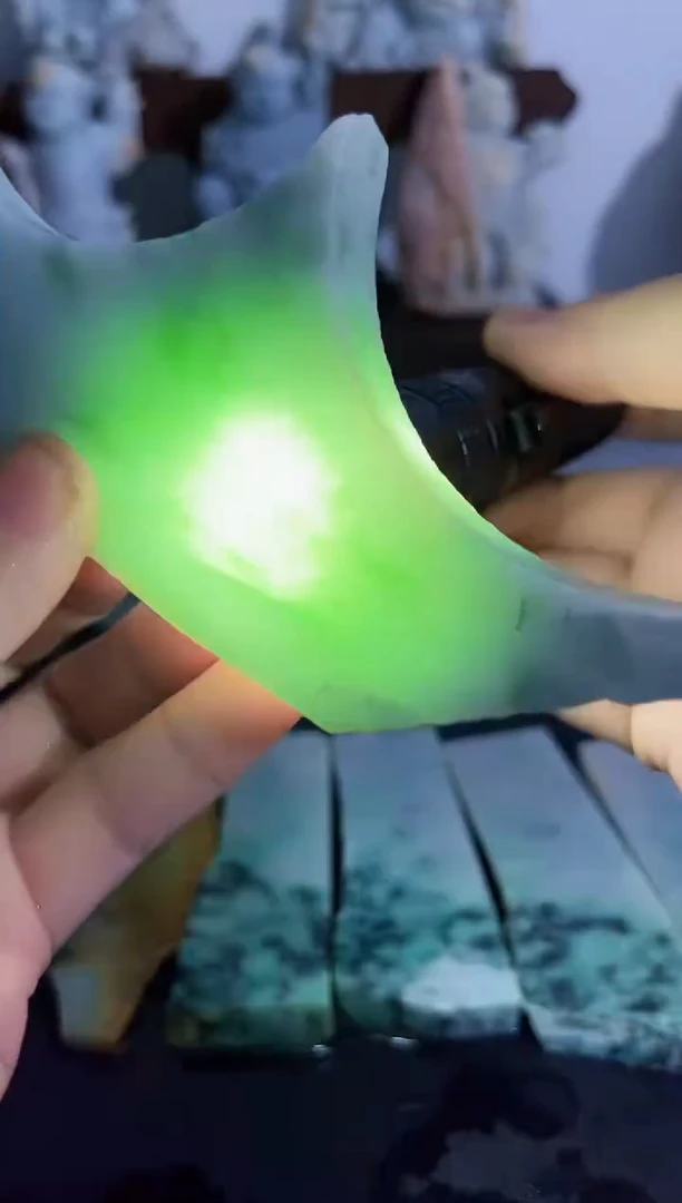 未镶嵌挂件翡翠295