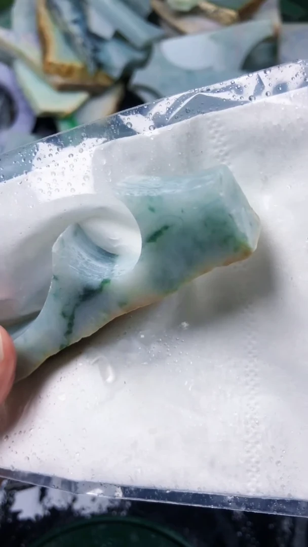 颈饰未镶嵌翡翠新店开业大优惠123