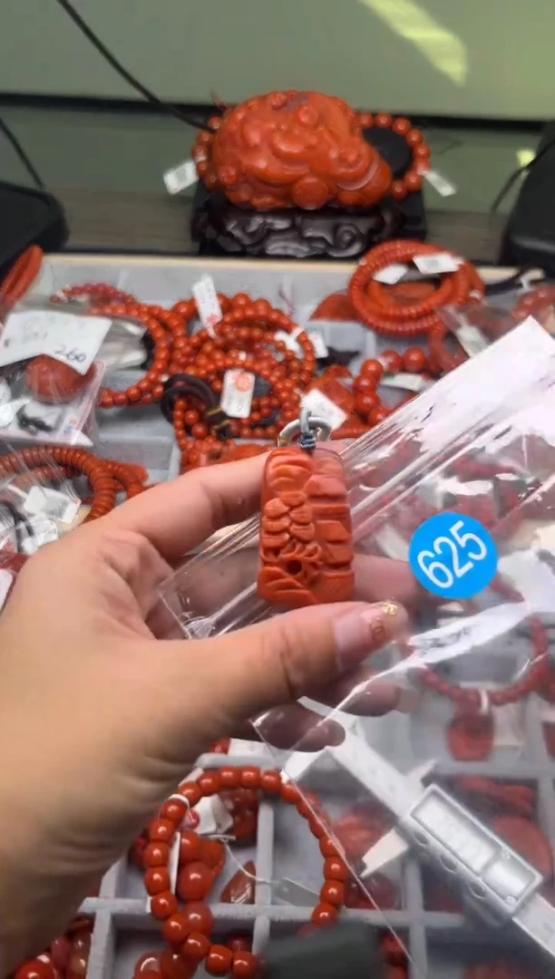 【闪购商品】南红玛瑙珠宝奇石未镶嵌625