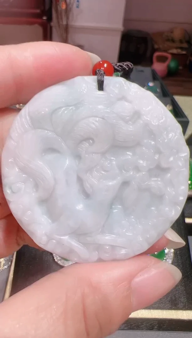 【闪购商品】翡翠颈饰未镶嵌202521409