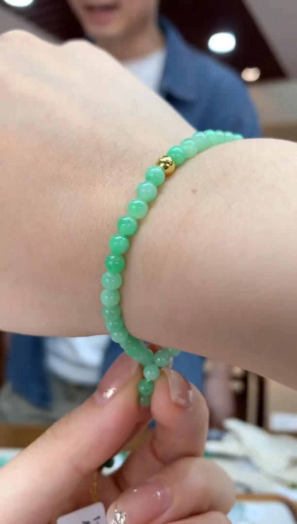 未镶嵌手串翡翠手串