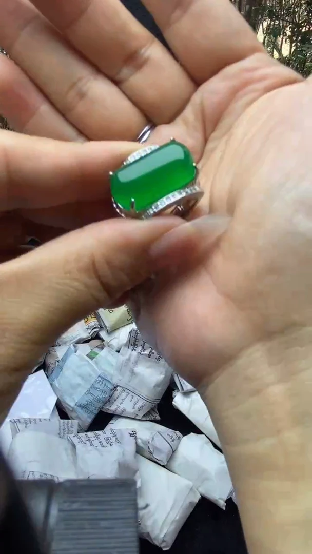 满色吊坠 所见即所得！！！