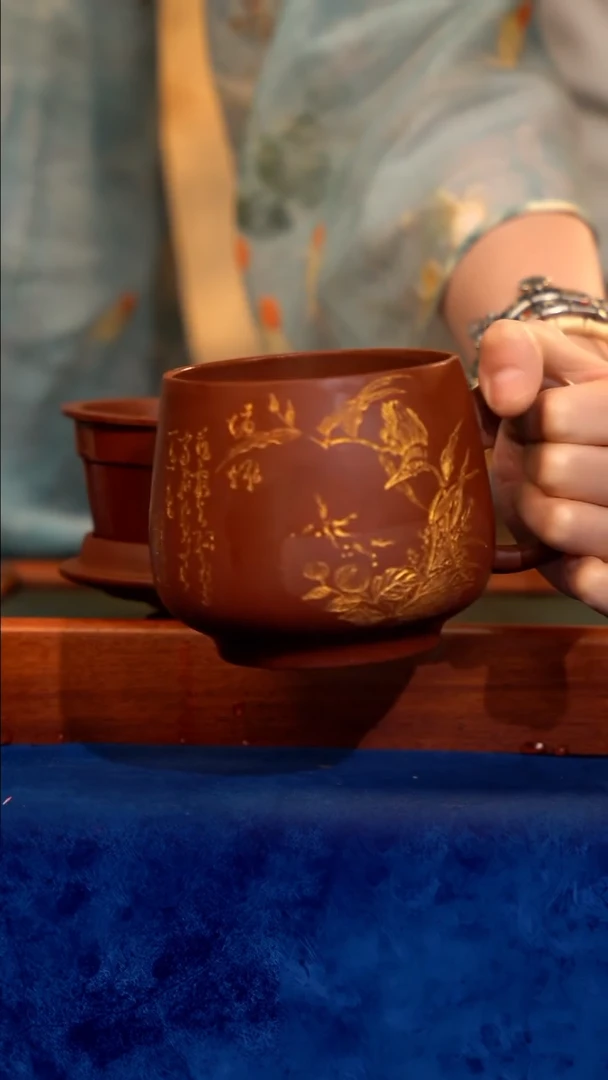 宜兴紫砂 紫砂茶壶 LJY  黑疾星 盖杯