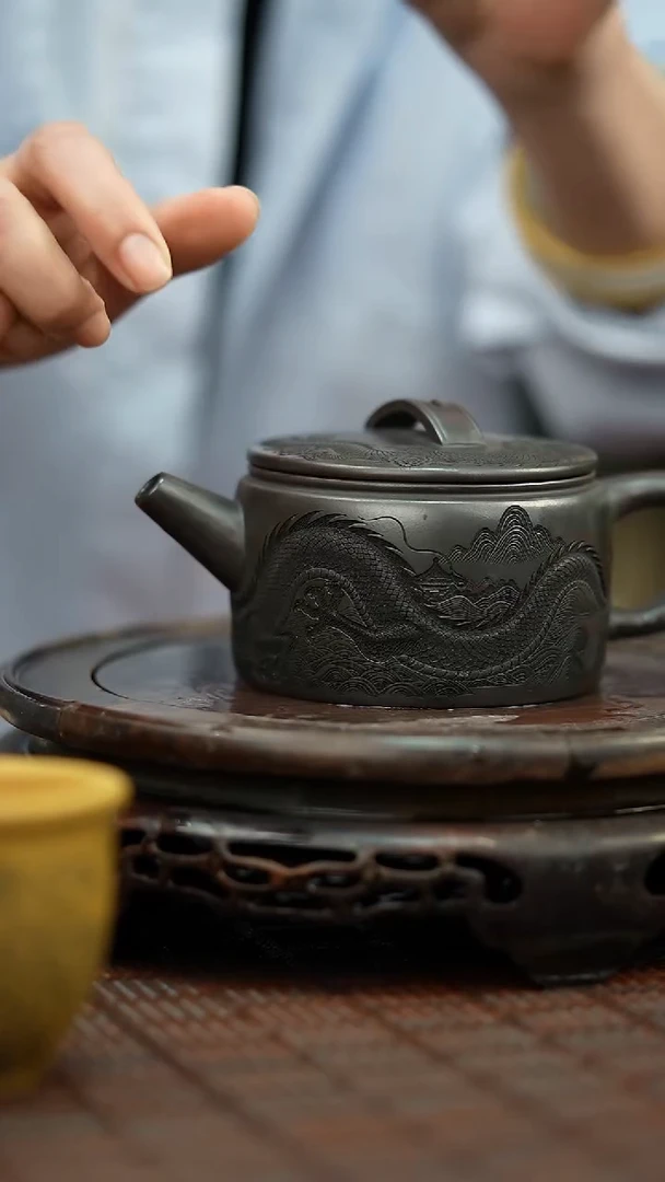 茶壶紫砂宜兴紫砂岁颐传砂原矿全手10