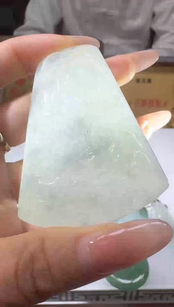 颈饰未镶嵌翡翠38664