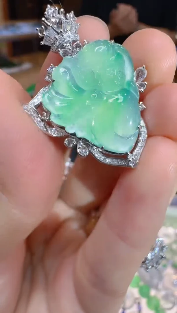 翡翠18K金镶嵌吊坠(不含链)多样性团购发一件