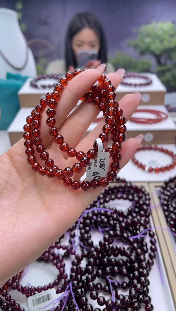 【闪购商品】石榴石手串未镶嵌橙红石榴石多圈6mm+，多样式发一