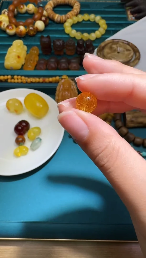 琥珀吊坠(不含链)未镶嵌翘**8多样性发一件 195