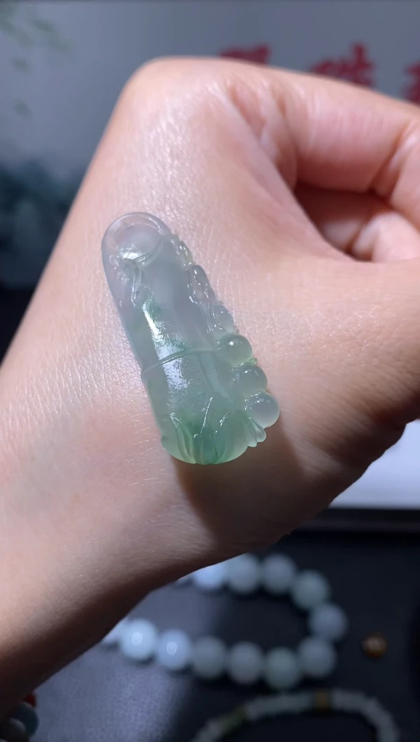 定制翡翠未镶嵌毛货翡翠~