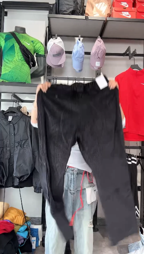 1676  编码 瑕疵款直播间过款为准 尺码