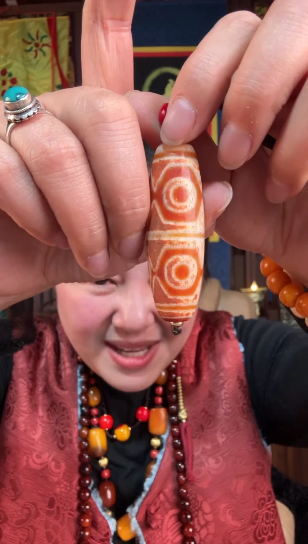 无非金属藏地红肉6眼古珠