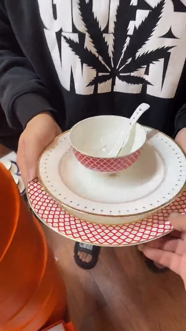 杯鸿辉家品牌瓷器，京东包邮！