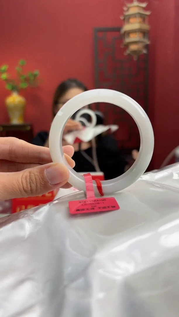 未镶嵌手镯翡翠翡翠手镯