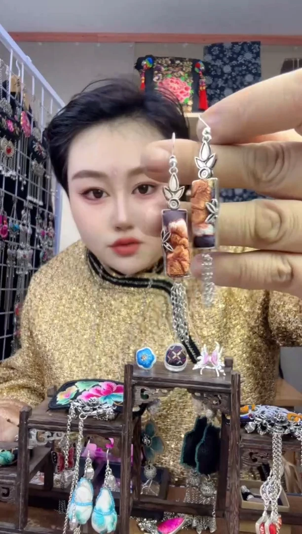 【闪购商品】刺绣纯手工苗绣非遗耳环