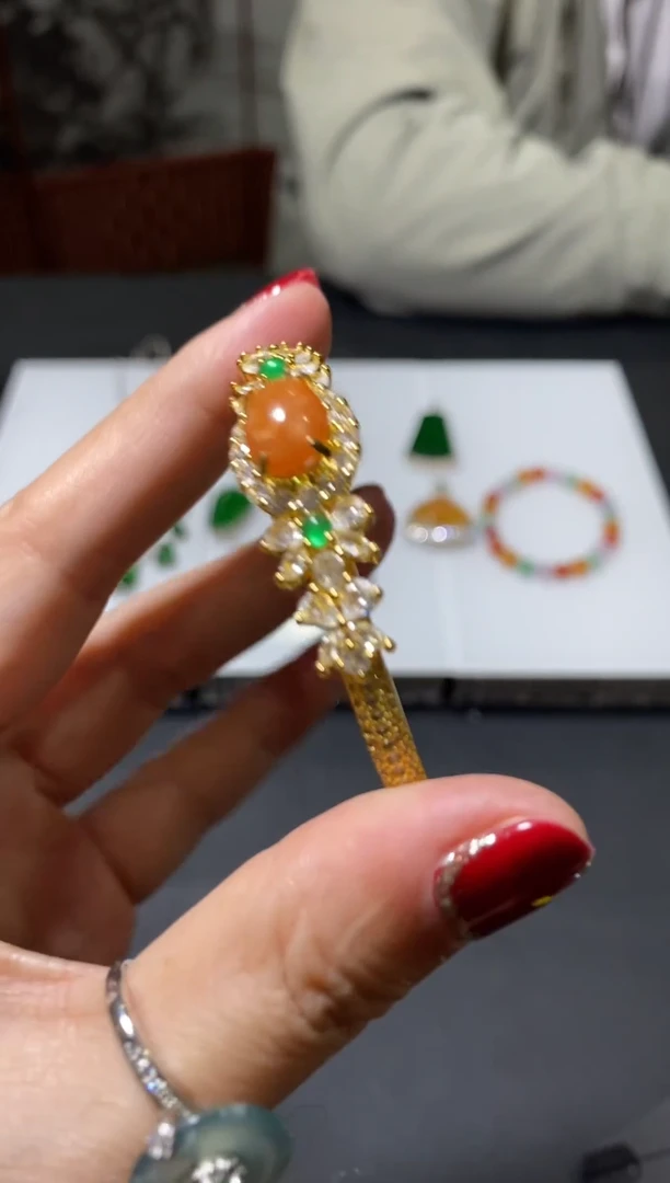 未镶嵌手链翡翠翠天然A货翡翠 假一罚四