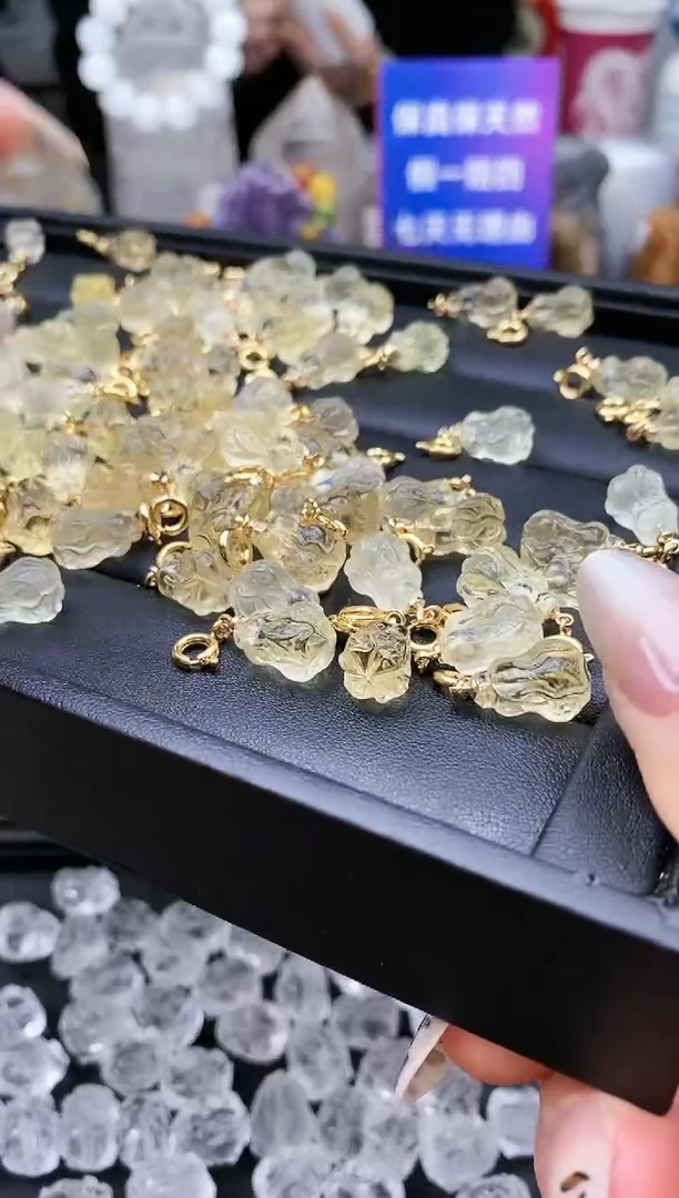 【闪购商品】水晶颈饰未镶嵌4a多样性发其一/2.2/1个