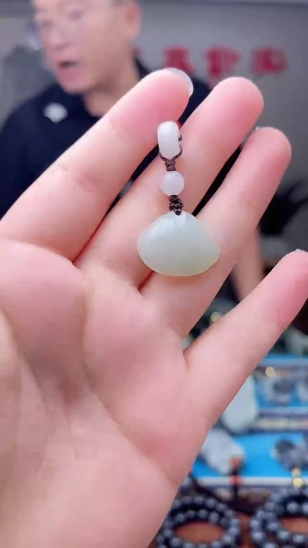 和田玉未镶嵌挂件1