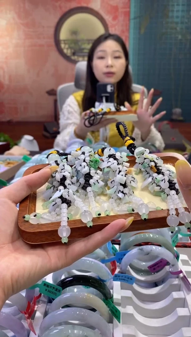 翡翠挂件未镶嵌多样性发货仅发其一/多人19467