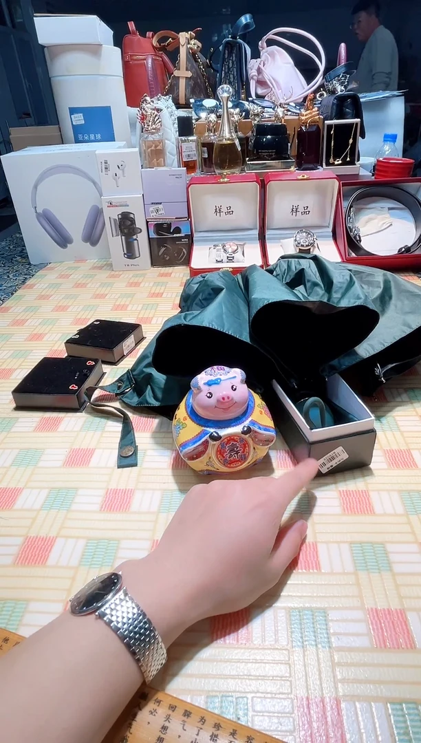 瓷片瓷器 库房到期 全部地板价@@1