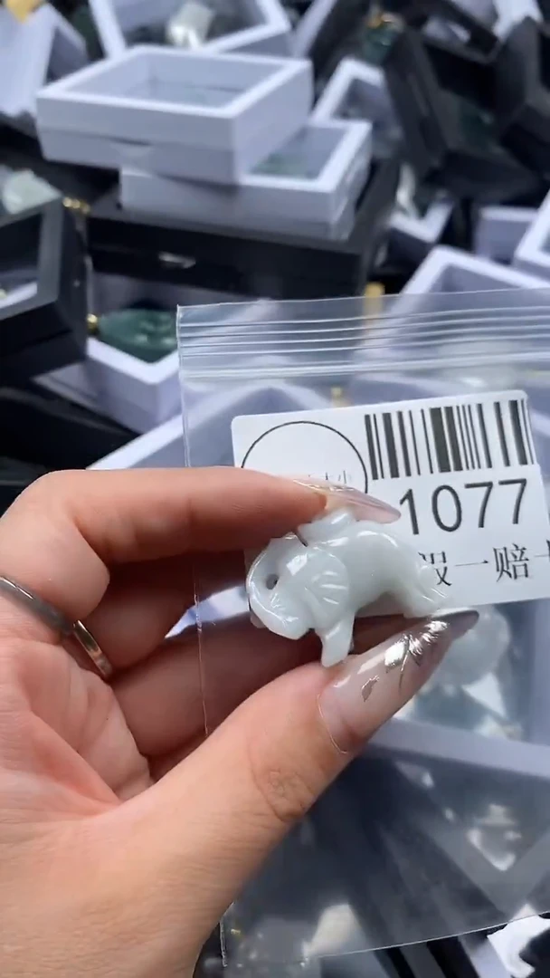 吊坠(不含链)未镶嵌翡翠1077