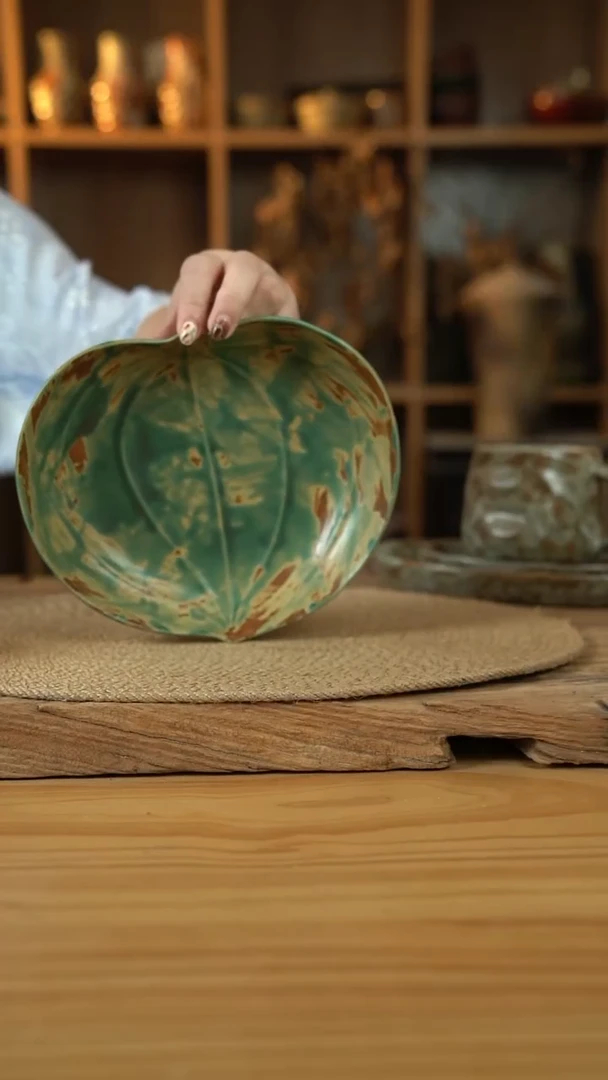 黄绿色系列的8.5英寸南瓜盘1个