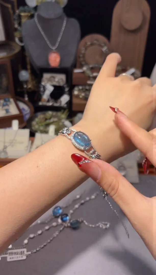 【闪购商品】水晶手链未镶嵌海蓝宝