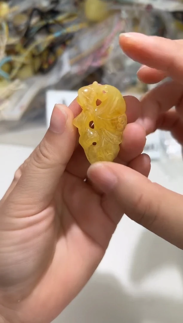 裸石琥珀未镶嵌璐琥珀蜜蜡吊坠