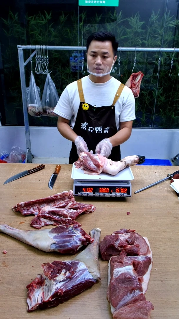 中国大陆冷藏可保存30天食用农产品猪脚