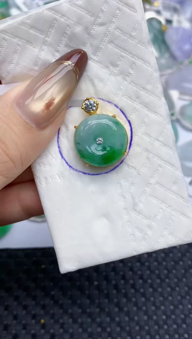 颈饰银S925镶嵌翡翠148   天然翡翠A货  百元以上9米证书费自理