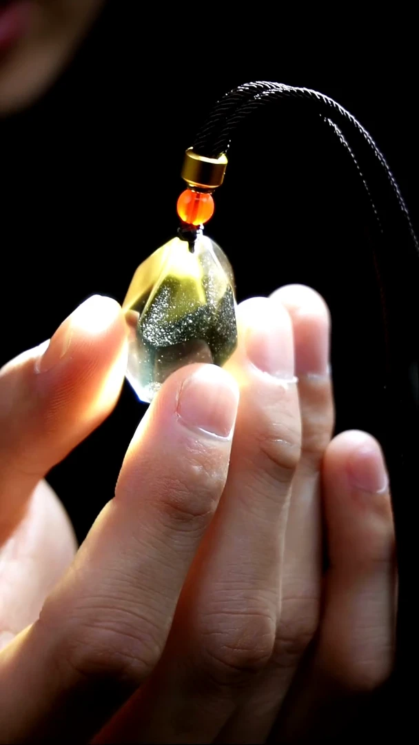 吊坠(赠链)未镶嵌水晶水晶