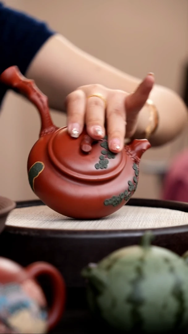 茶壶紫砂朱泥仿古侧把堆松006