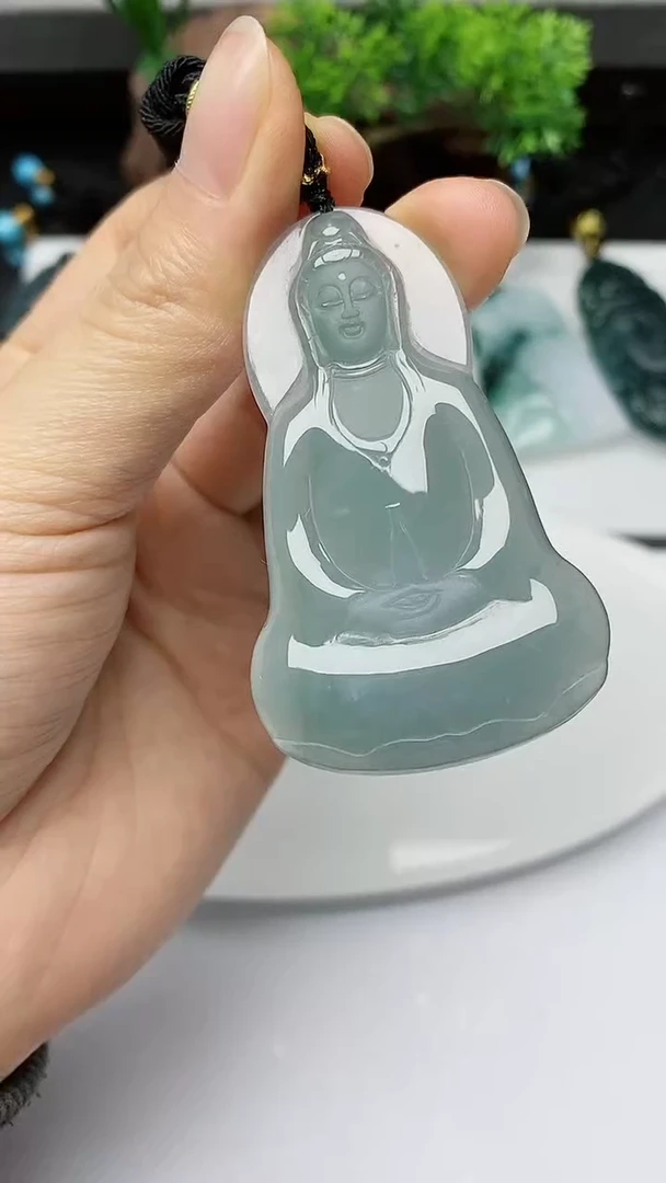 【闪购商品】翡翠颈饰未镶嵌