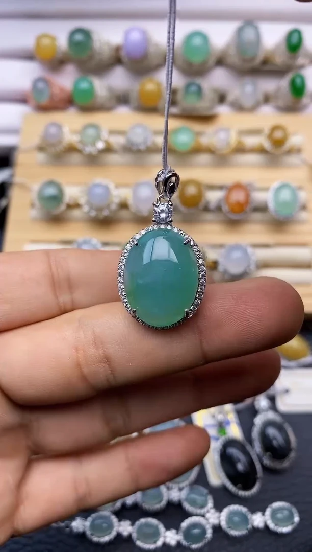 【闪购商品】翡翠吊坠(赠链)银S925镶嵌6333