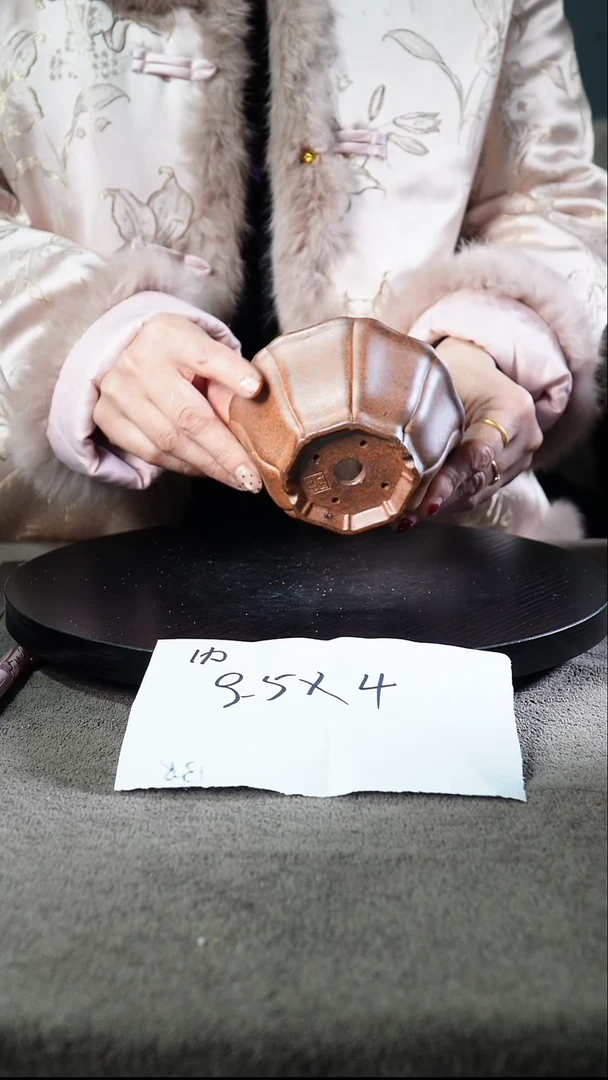 宜兴紫砂小小花盆