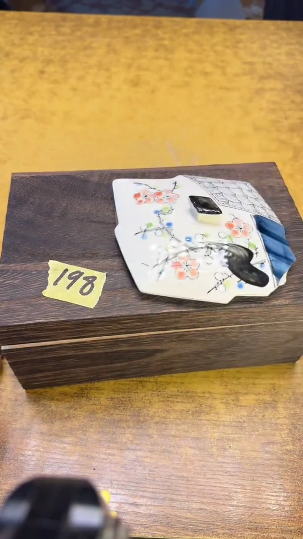 瓷器瓷器瑕疵破破198饼碗