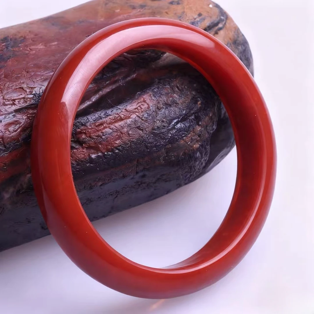 新疆天然红玛瑙精美手镯多样性发其一