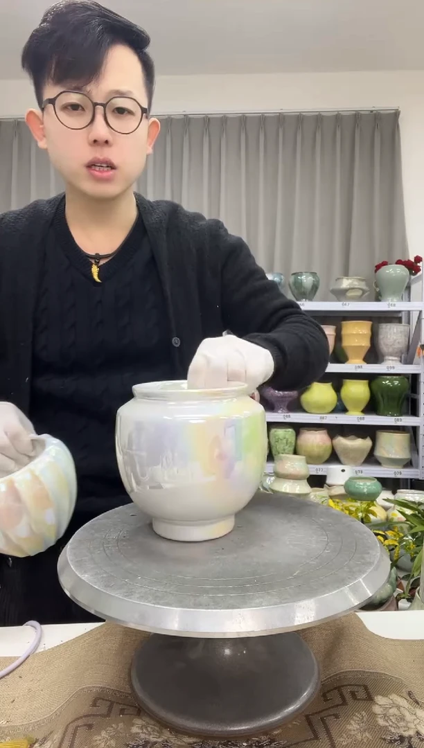 1.5花盆尺寸高： 14   口： 10
