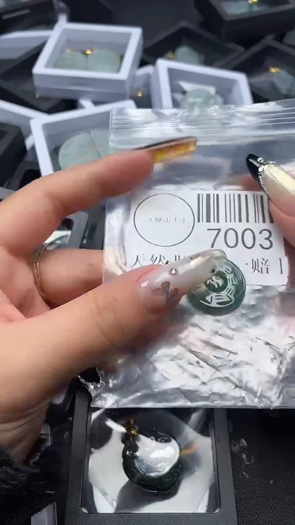 颈饰未镶嵌翡翠7003