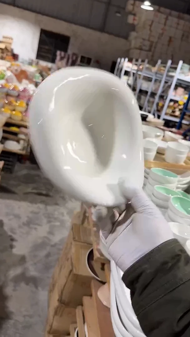 陶瓷海螺碗微瑕 凑满20元包邮