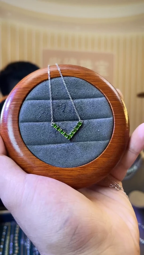 项链透辉石银S925镶嵌透辉石