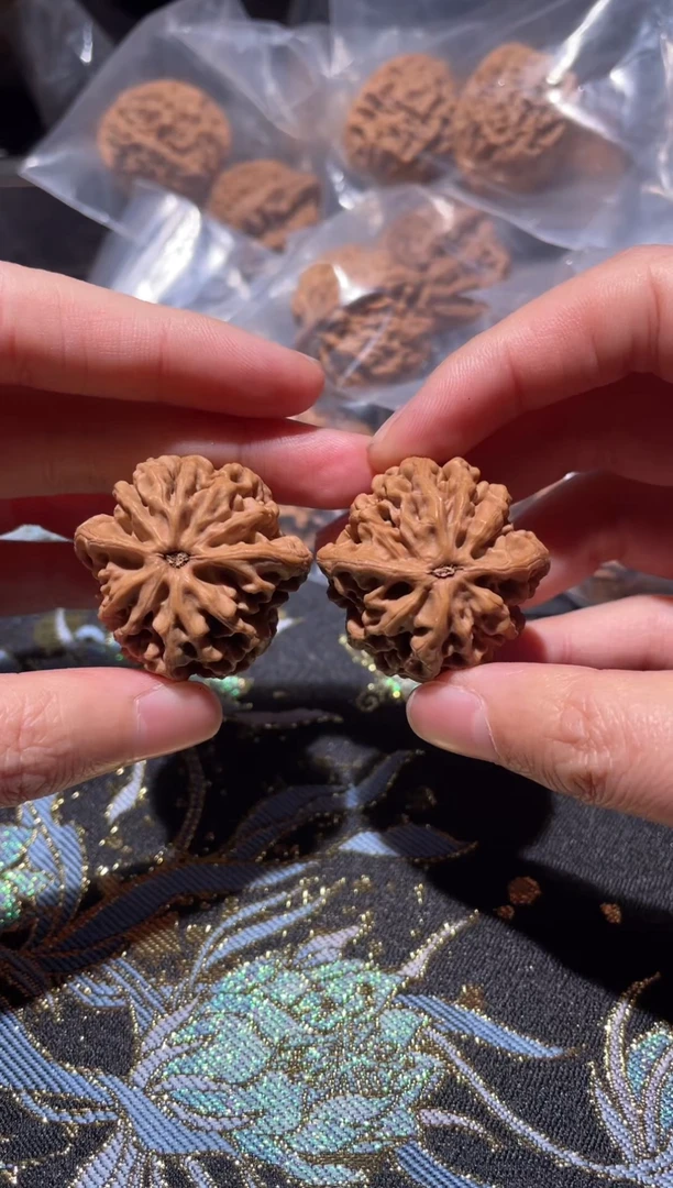 把件文玩核桃006秦闷32