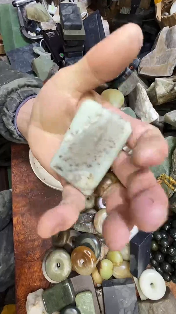 未镶嵌和田玉珠宝半成品1