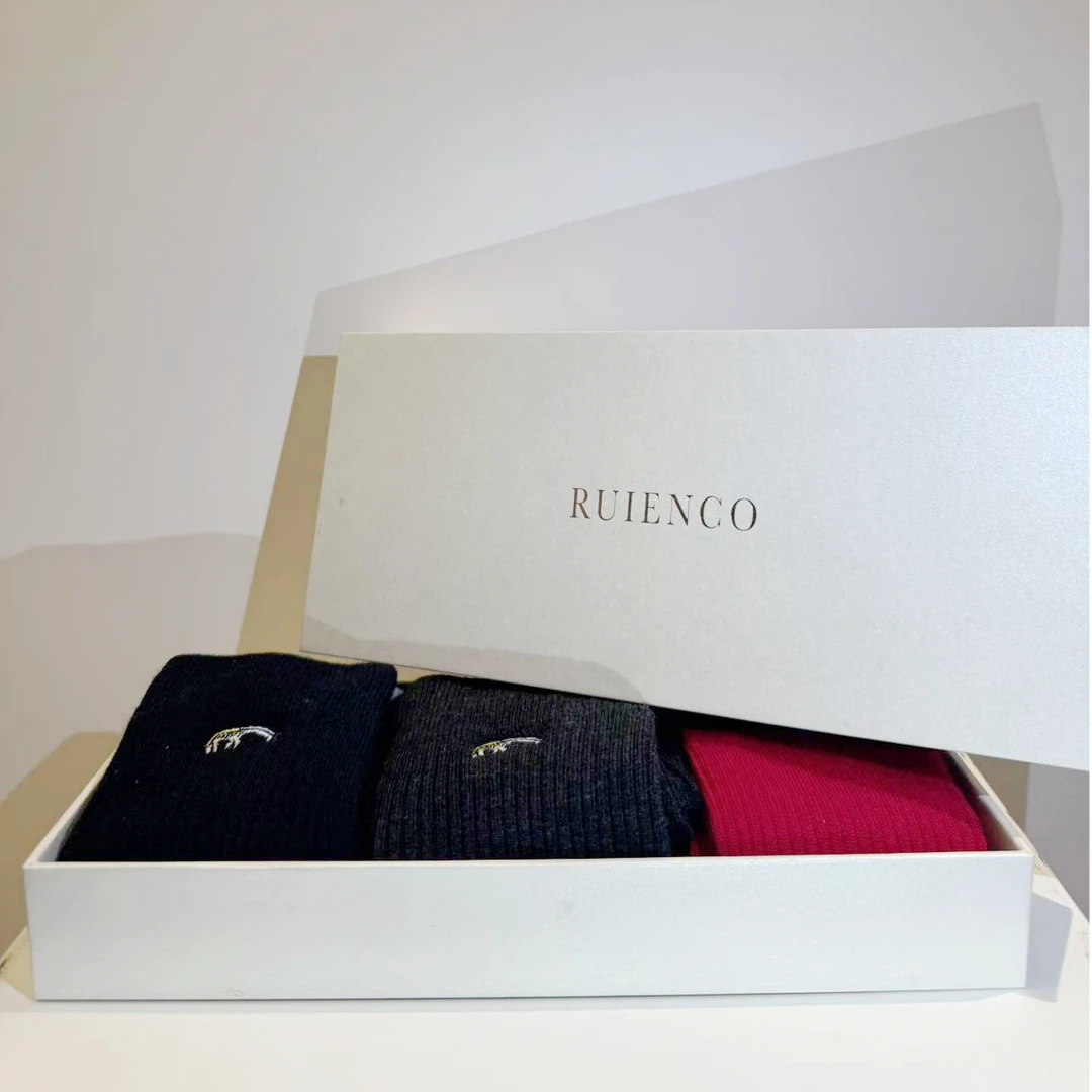 我是摩羯 艺术家联名袜子 100绵羊毛可机洗刺绣百搭保暖袜